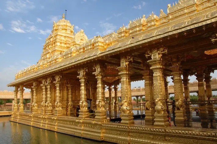 Sripuram Sri Narayani Golden Temple Vellore gold vimanam